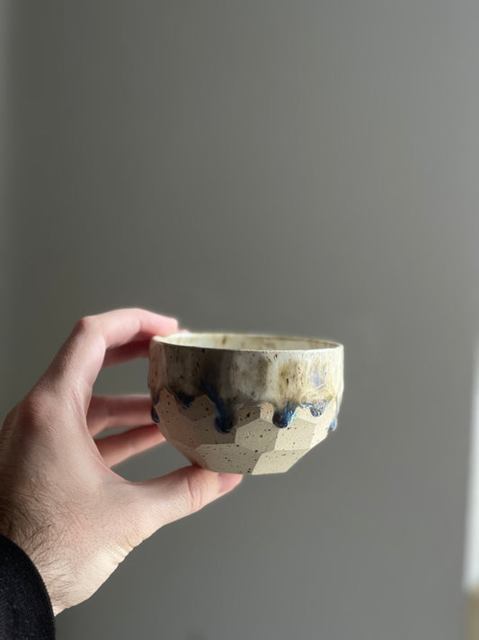 Frozen white cup no.1 WITH DOTS