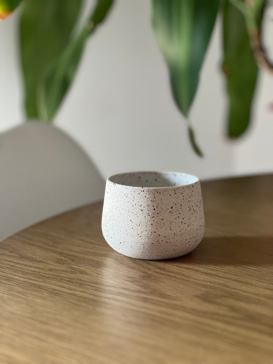 White 200 ml speckled cup
